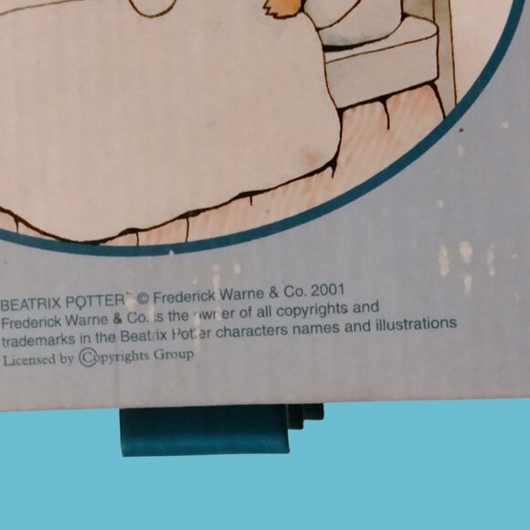 Frederick Warne Peter Rabbit Art Set Crayons Color Pencils Markers House Box - Picture 11 of 14